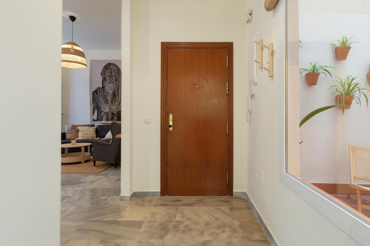 Puerta De Larios: Central Three-Bedroom Apartment With Balconies And Patio Málaga Exteriör bild